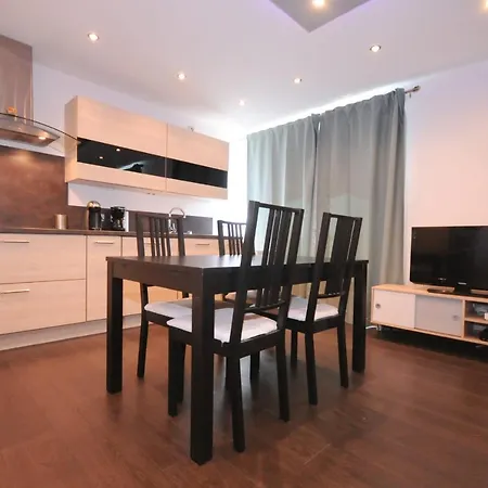 Apartment Le Grand Large - Parking & Balcony By The Lake Modern Bright *