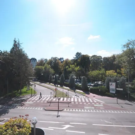 Apartment Le Grand Large - Parking & Balcony By The Lake Modern Bright Annecy